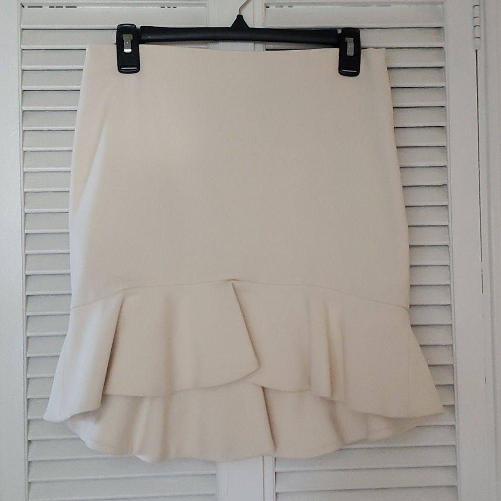 Zara Women Cream Skirt